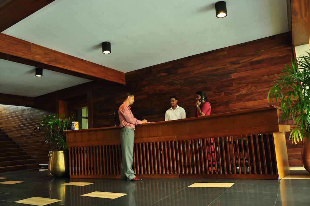 The Sovereign Hotel Colombo Luaran gambar